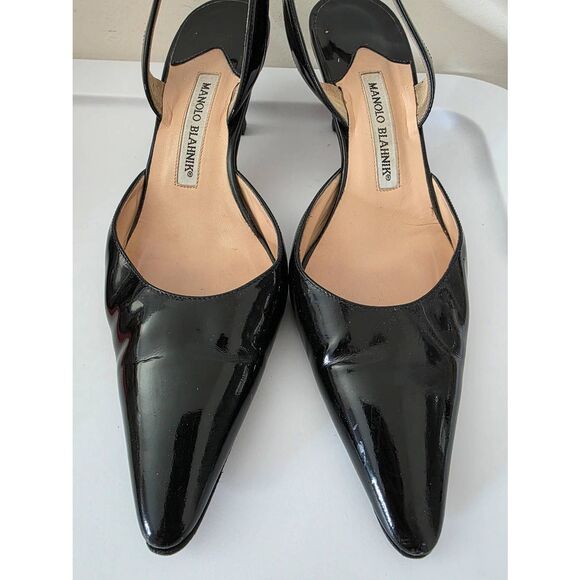 Manolo Blahnik Carolyne Low-Heel Patent Halter Pumps 39 (US 9B) - Picture 3 of 10